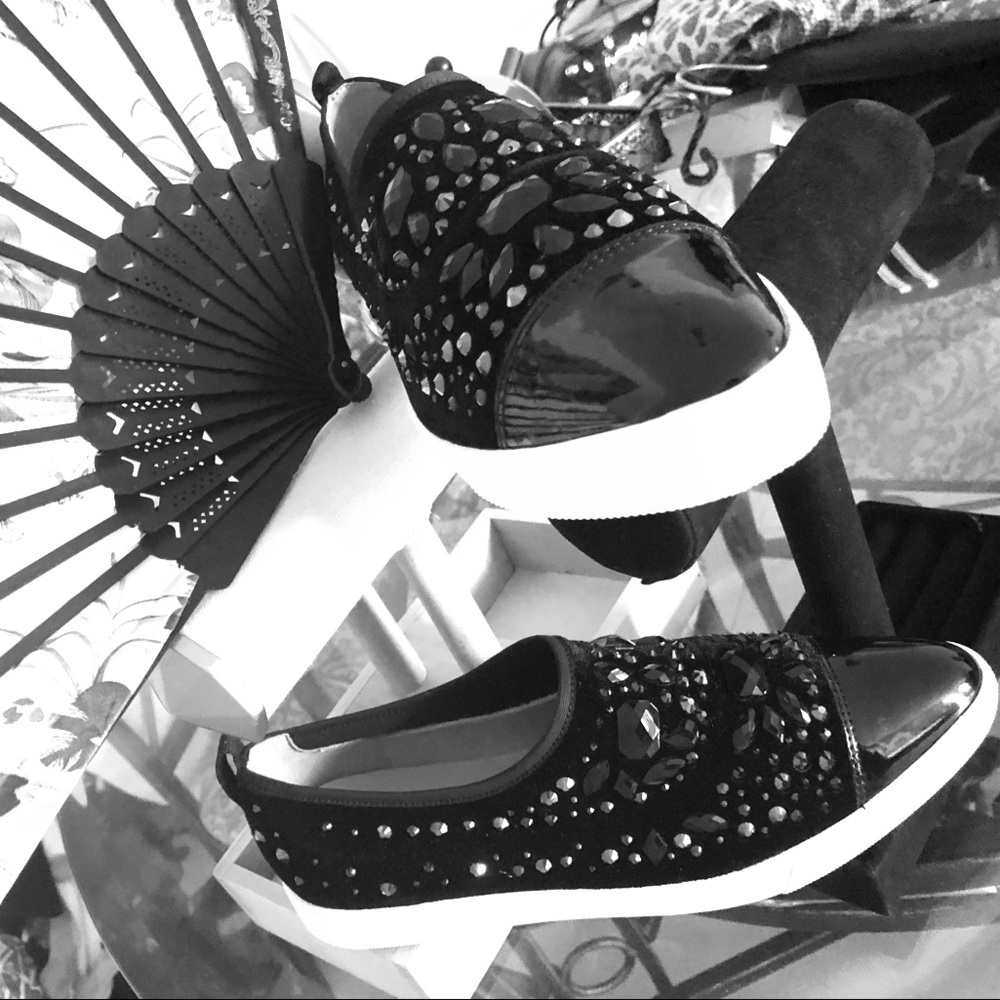 Gorgeous Loafer Sneaker by Karl Lagerfeld Paris